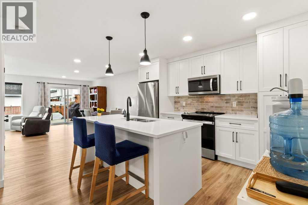 32 Iron Gate Boulevard - 7