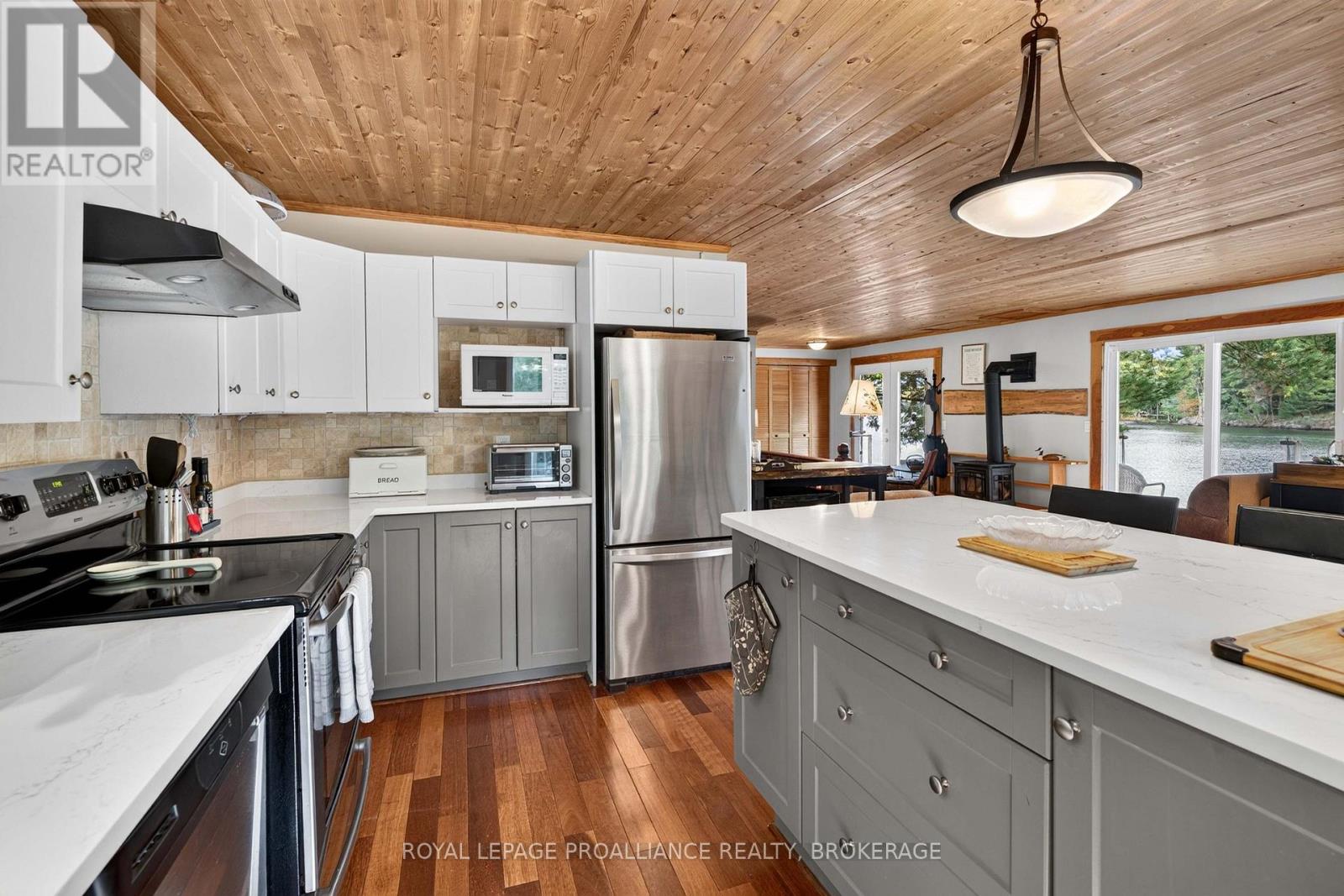 1124 SAWMILL LANE - Image 36