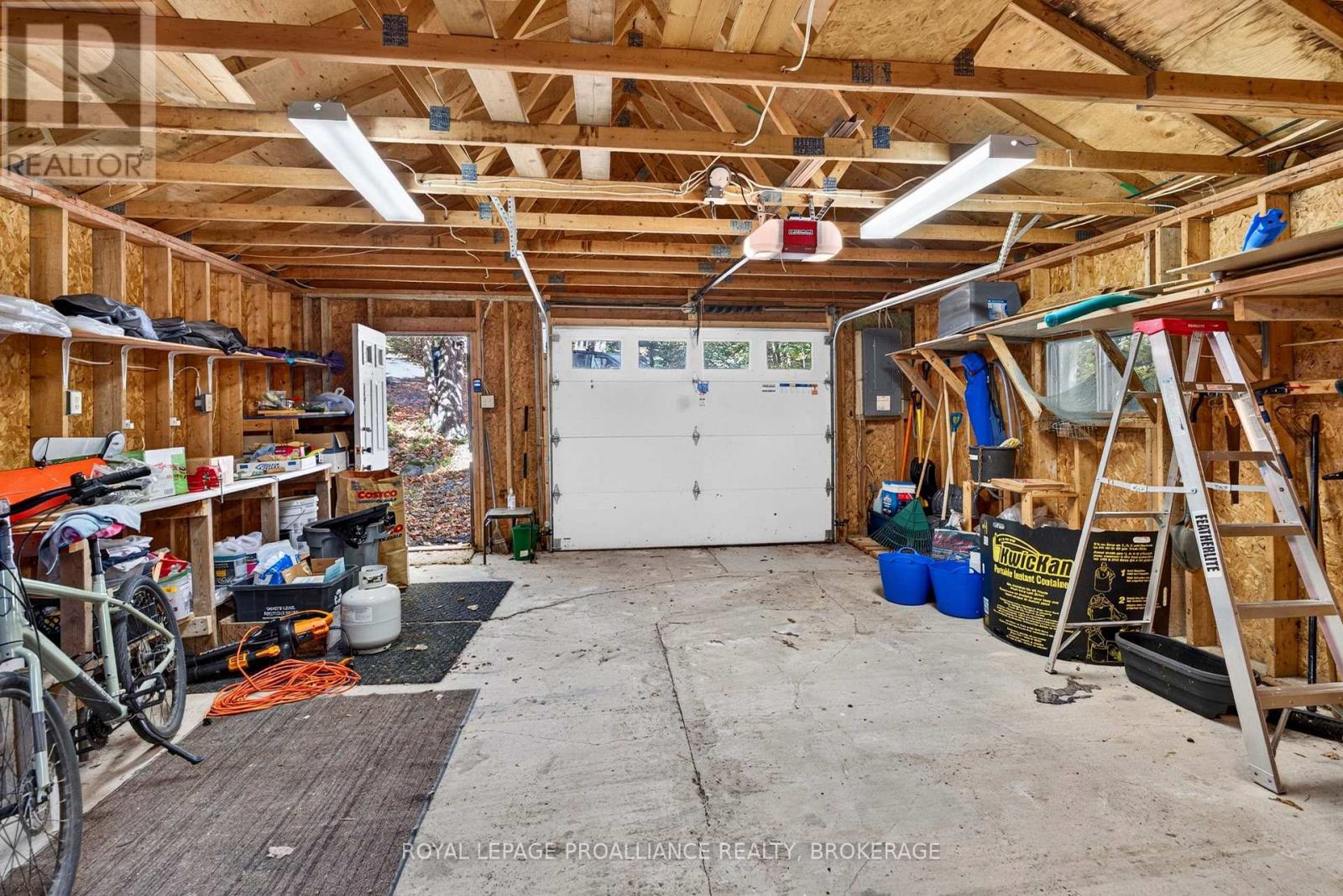 1124 SAWMILL LANE - Image 9