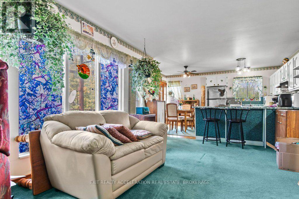26 OAK LANE - Image 7