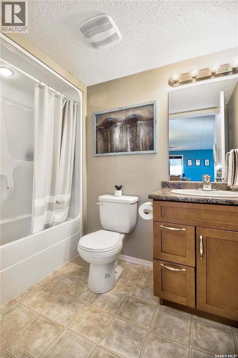 #307 2781 Woodbridge DRIVE - 9