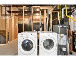 1218 Pringle Way, Saskatoon, SK S7T0X5 Photo 32