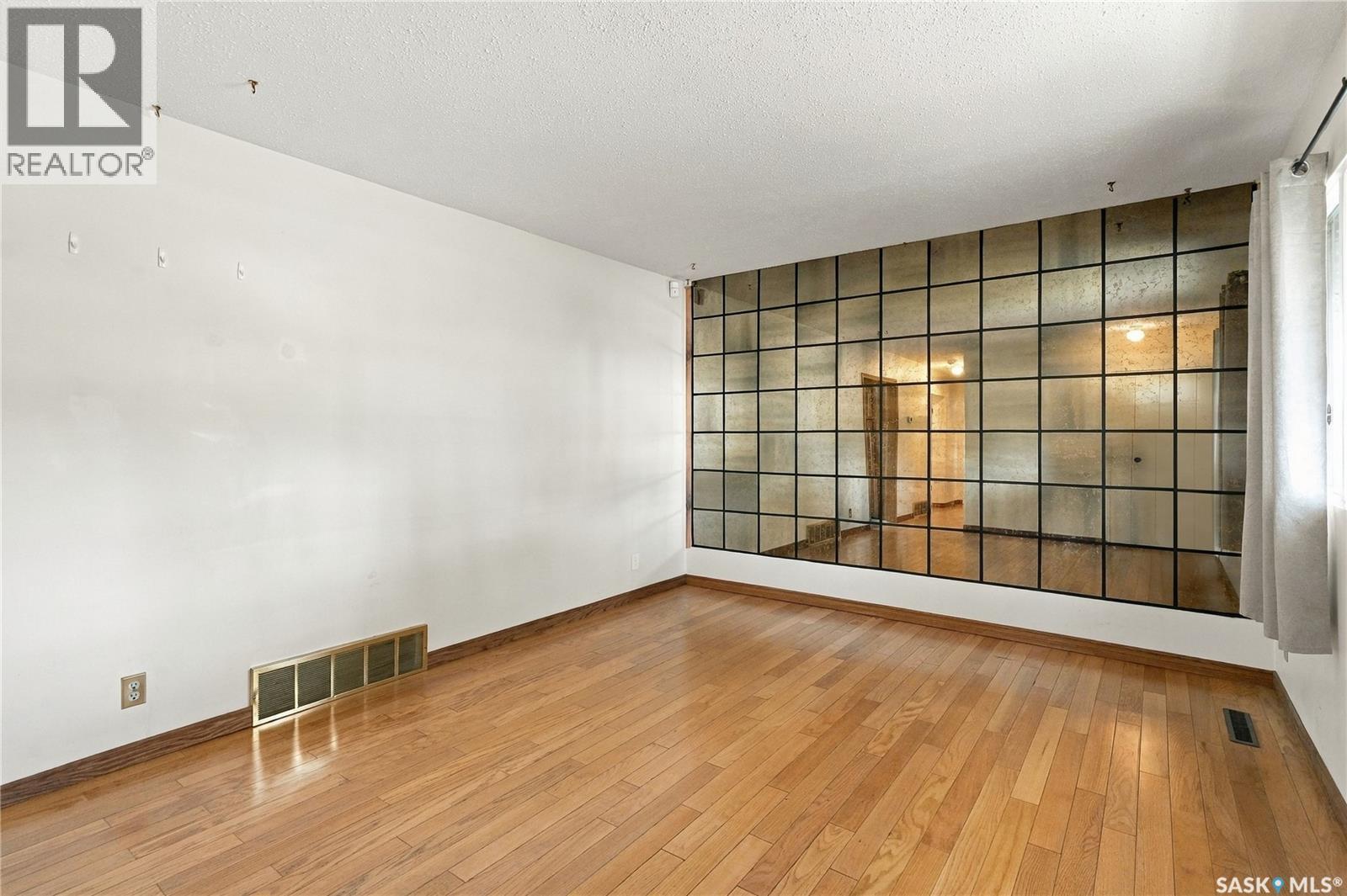226 U AVENUE N - 4