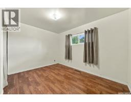 Laundry room - 226 U Avenue N, Saskatoon, SK S7L3C5 Photo 11