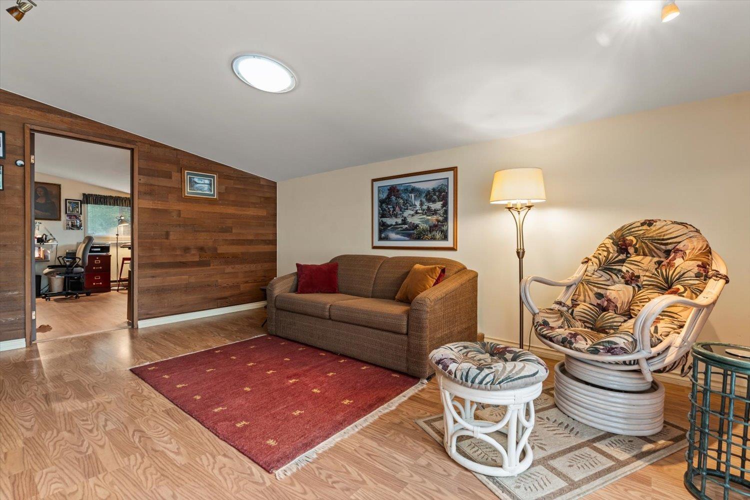 Photo of 69 3300 HORN STREET 15