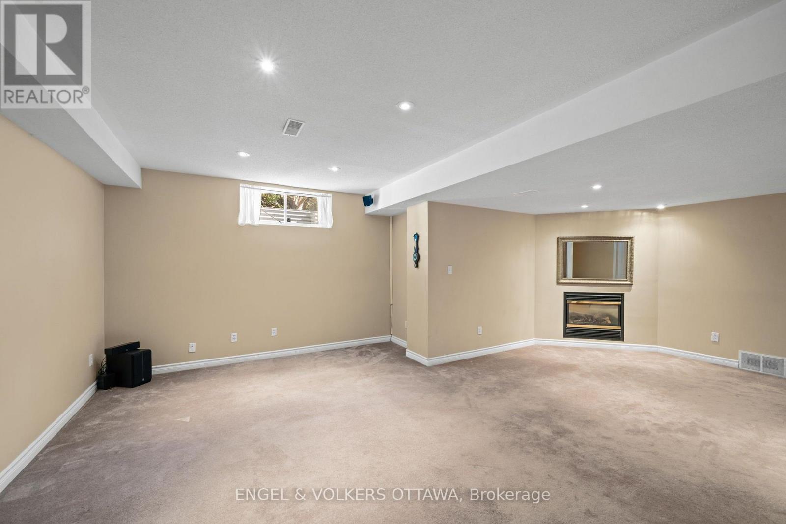 4 BURNSTEAD CRESCENT - Image 34
