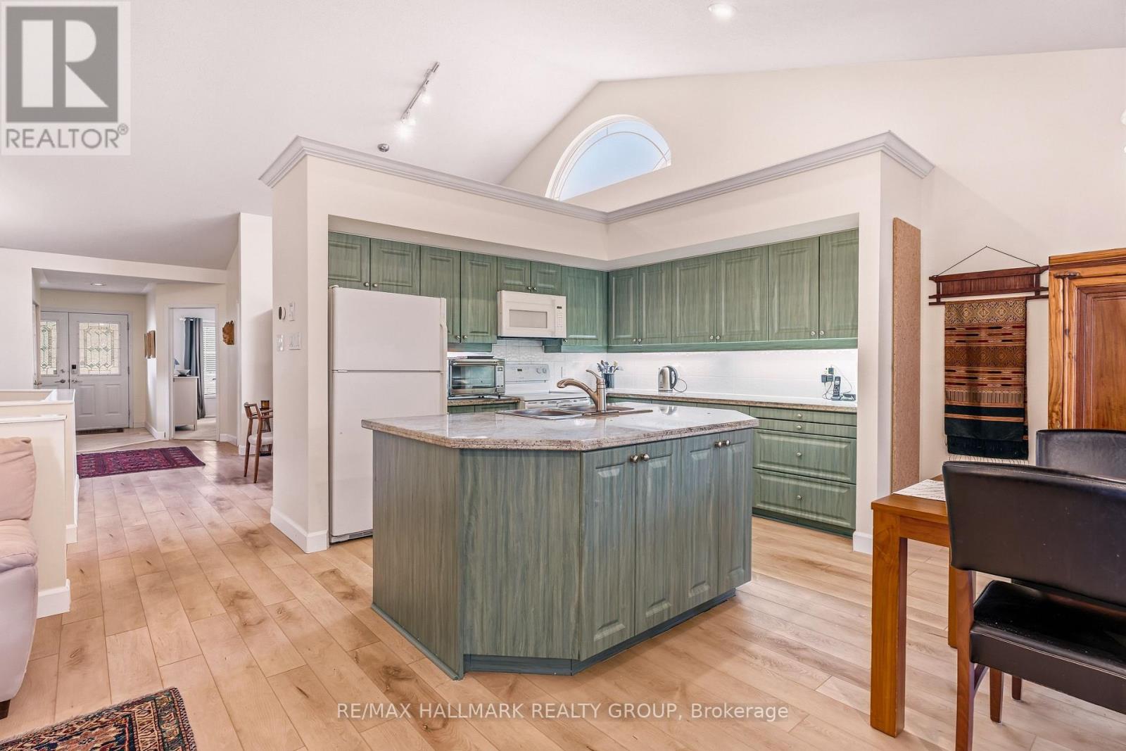 3 BURNSTEAD CRESCENT - Image 13
