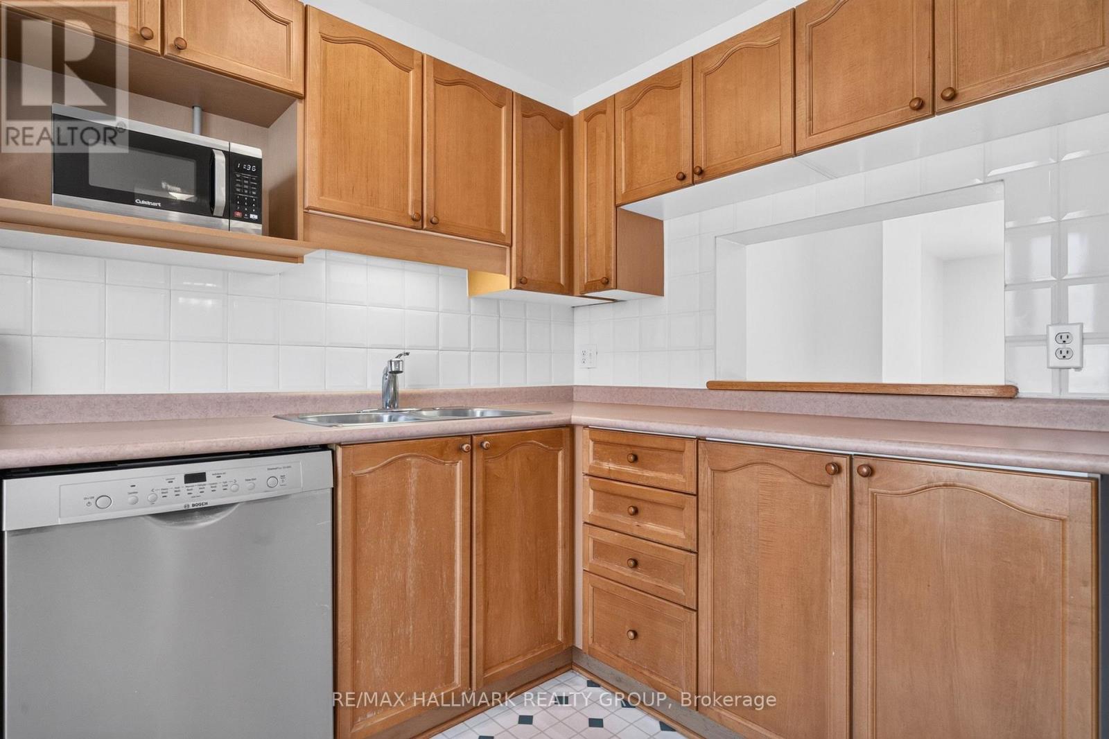 122 COSTELLO AVENUE - Image 18