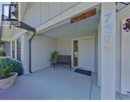 7295 Edgehill Crescent, Powell River, BC V8A0V8 Photo 41