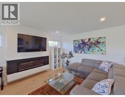 7295 Edgehill Crescent, Powell River, BC V8A0V8 Photo 21