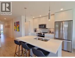 7295 Edgehill Crescent, Powell River, BC V8A0V8 Photo 12