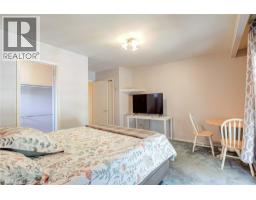 8 Bonnylyn Drive, Kitchener, ON N2M1S6 Photo 17