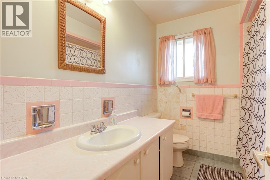 8 BONNYLYN Drive - Image 18