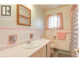 8 Bonnylyn Drive, Kitchener, ON N2M1S6 Photo 18