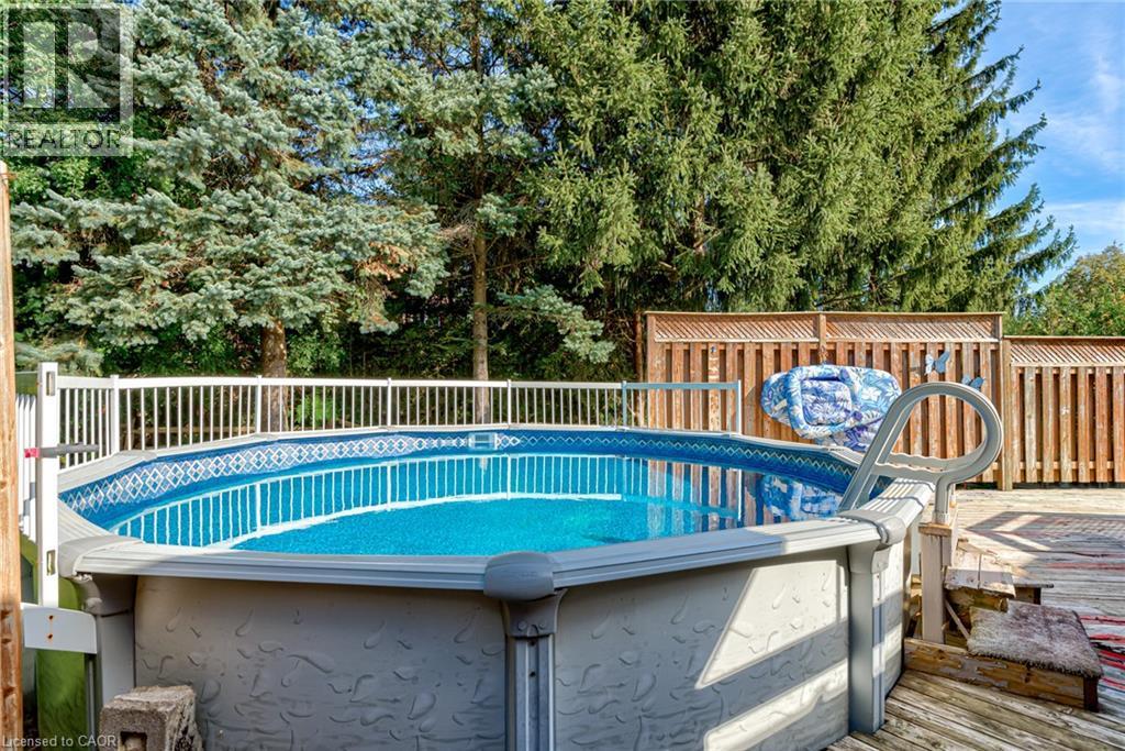 8 BONNYLYN Drive - Image 35