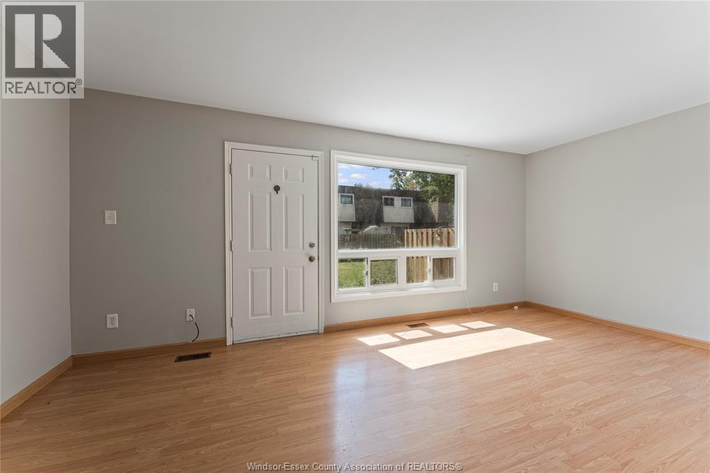 5430 Lassaline — photo 8