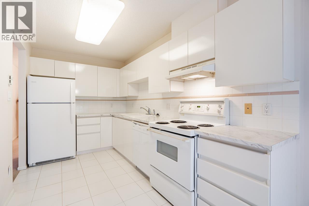 203 6622 SOUTHOAKS CRESCENT, Burnaby - Image 1