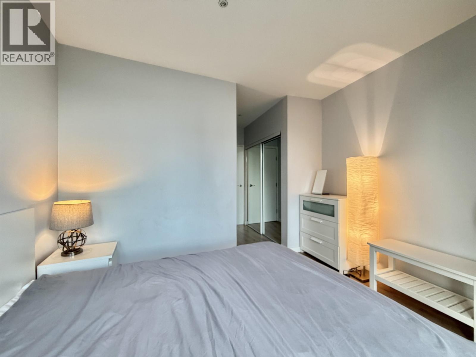 501 989 NELSON STREET, Vancouver - Image 1