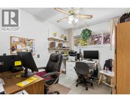 275 Northmount Drive NW - photo 17