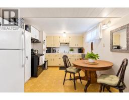 275 Northmount Drive NW - photo 20
