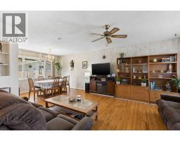 275 Northmount Drive NW - photo 4