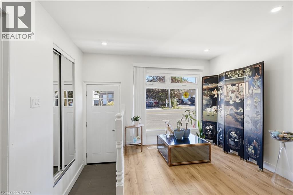 658 UPPER WELLINGTON Street - Image 10
