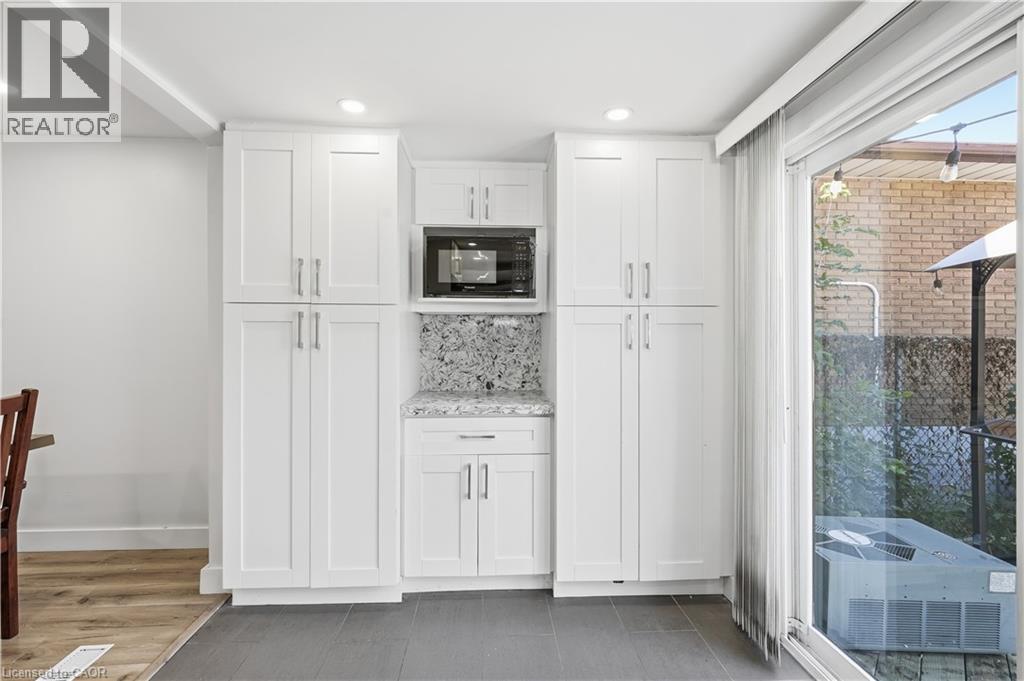 658 UPPER WELLINGTON Street - Image 18