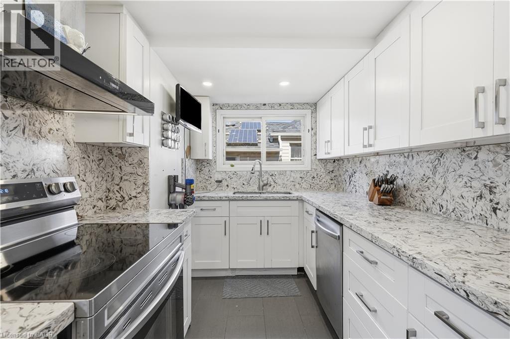 658 UPPER WELLINGTON Street - Image 19