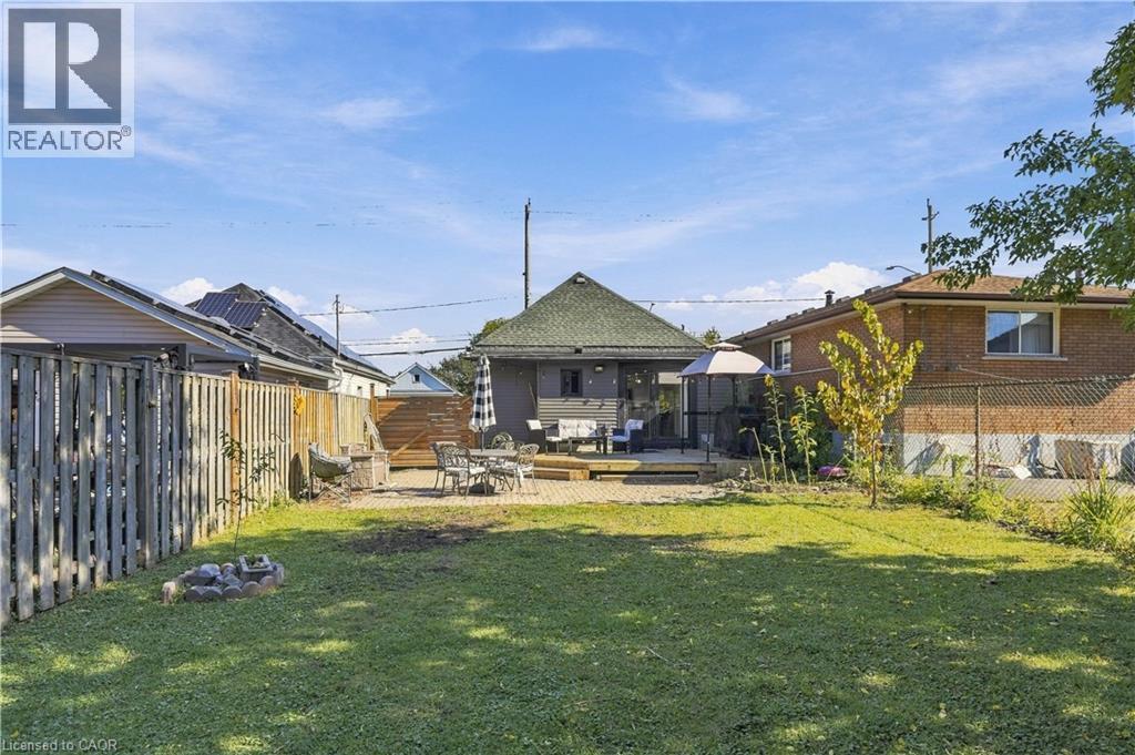 658 UPPER WELLINGTON Street - Image 44