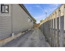4pc Bathroom - 658 Upper Wellington Street, Hamilton, ON L9A3R1 Photo 6