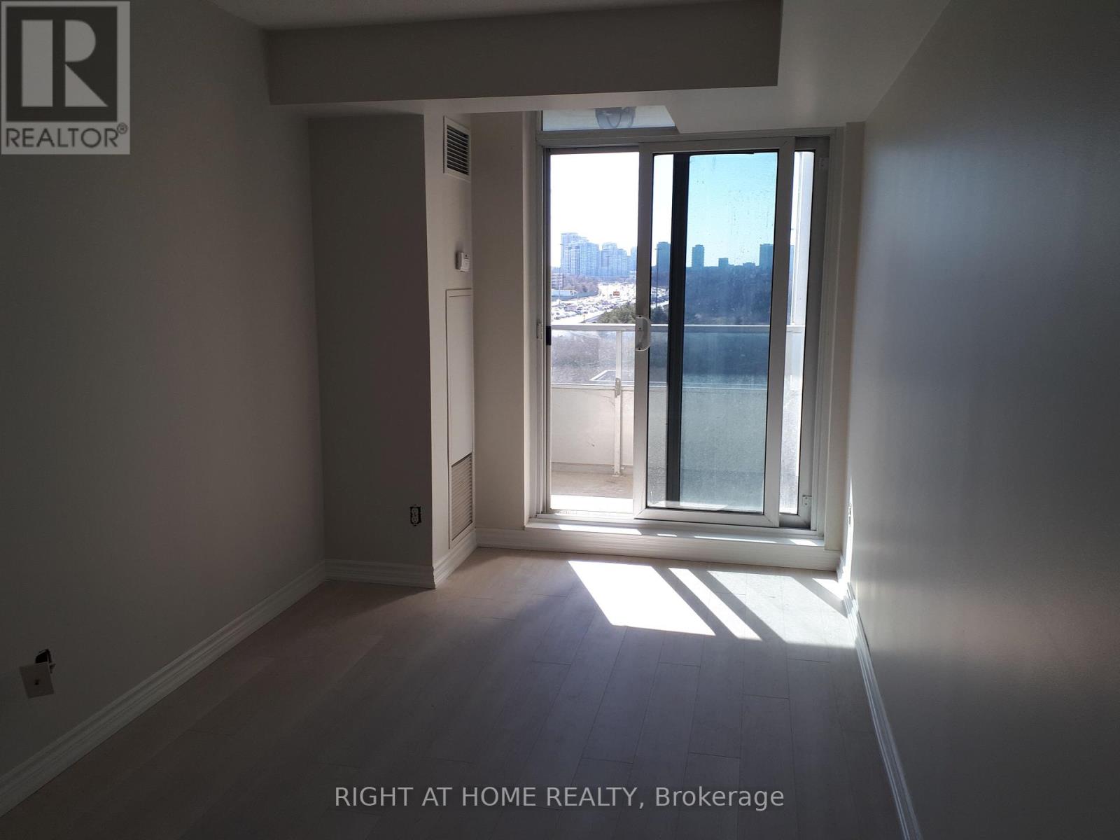 1 Rean Drive — photo 10