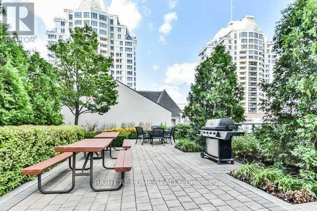 1 Rean Drive — photo 24