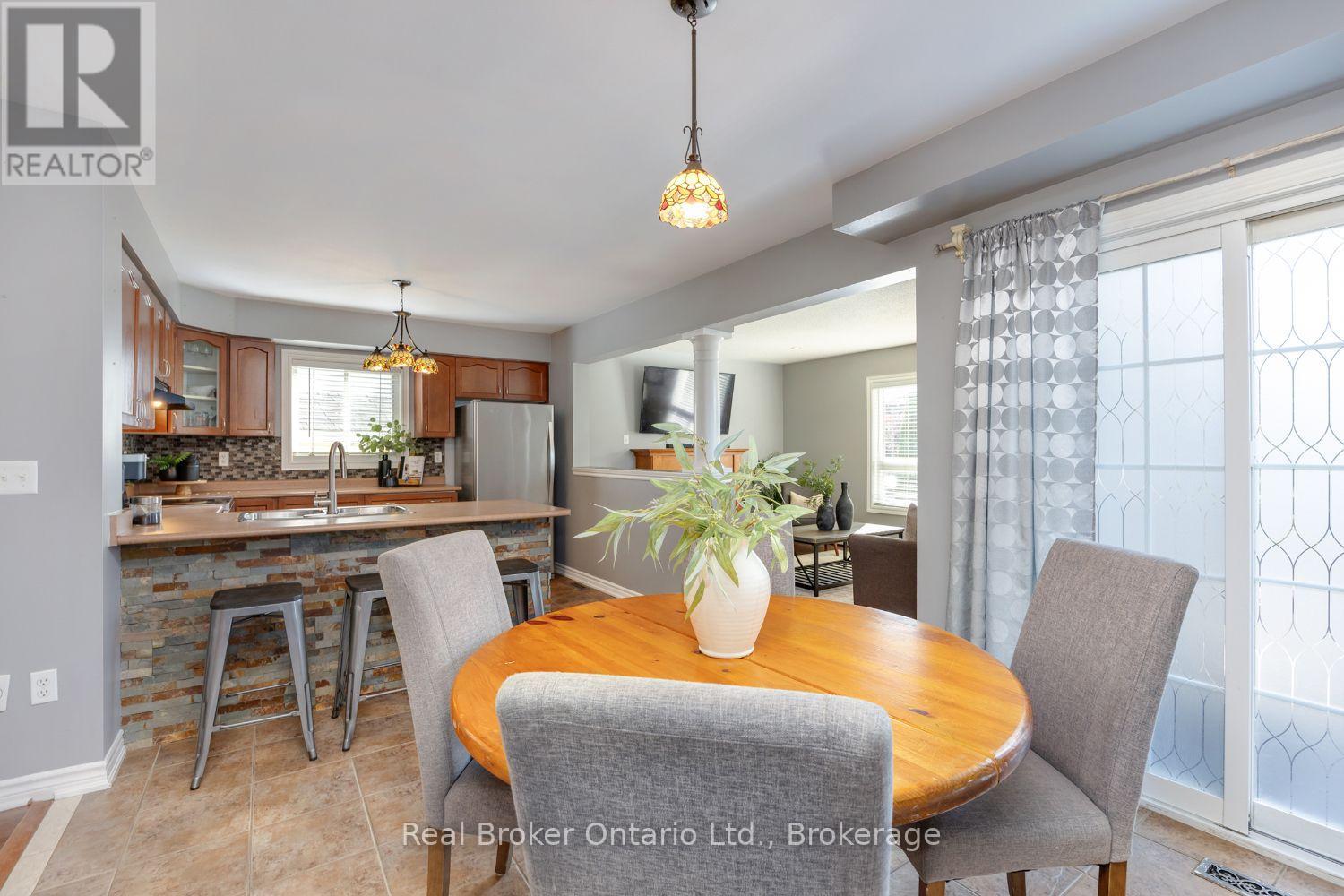 119 Allworth Crescent, Clarington, ON photo 10
