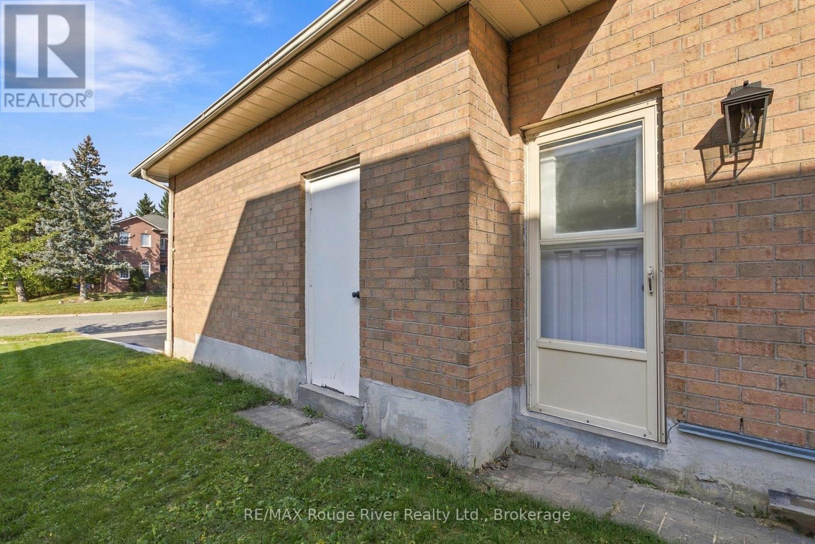 51 Lofthouse Drive, Whitby, ON photo 43