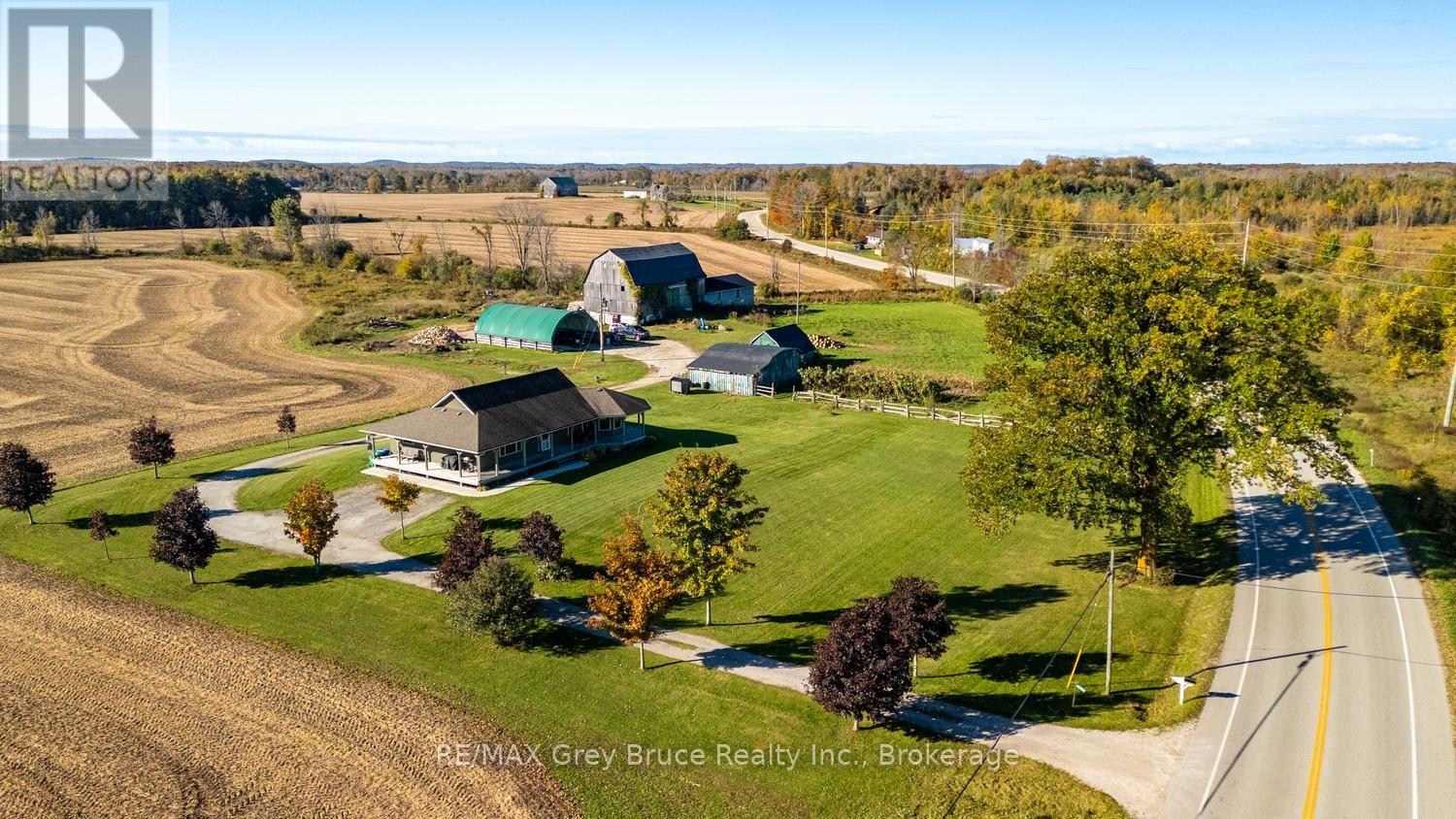 402622 GREY 17 ROAD - 1