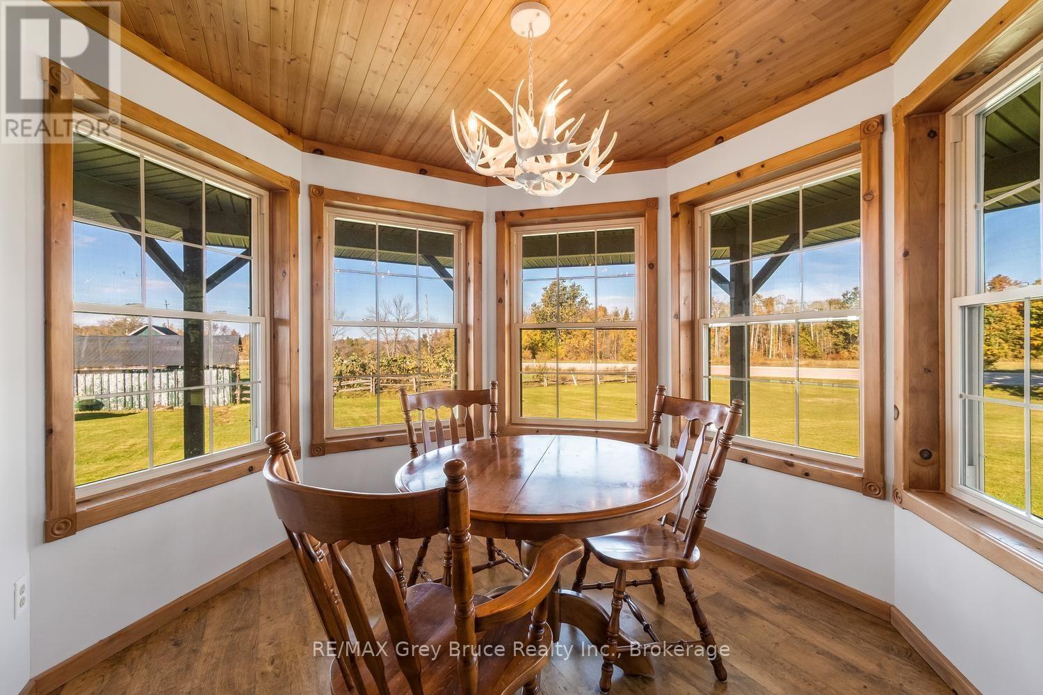 402622 GREY 17 ROAD - Image 17