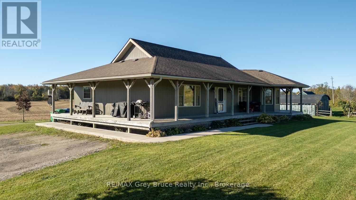 402622 GREY 17 ROAD - 4