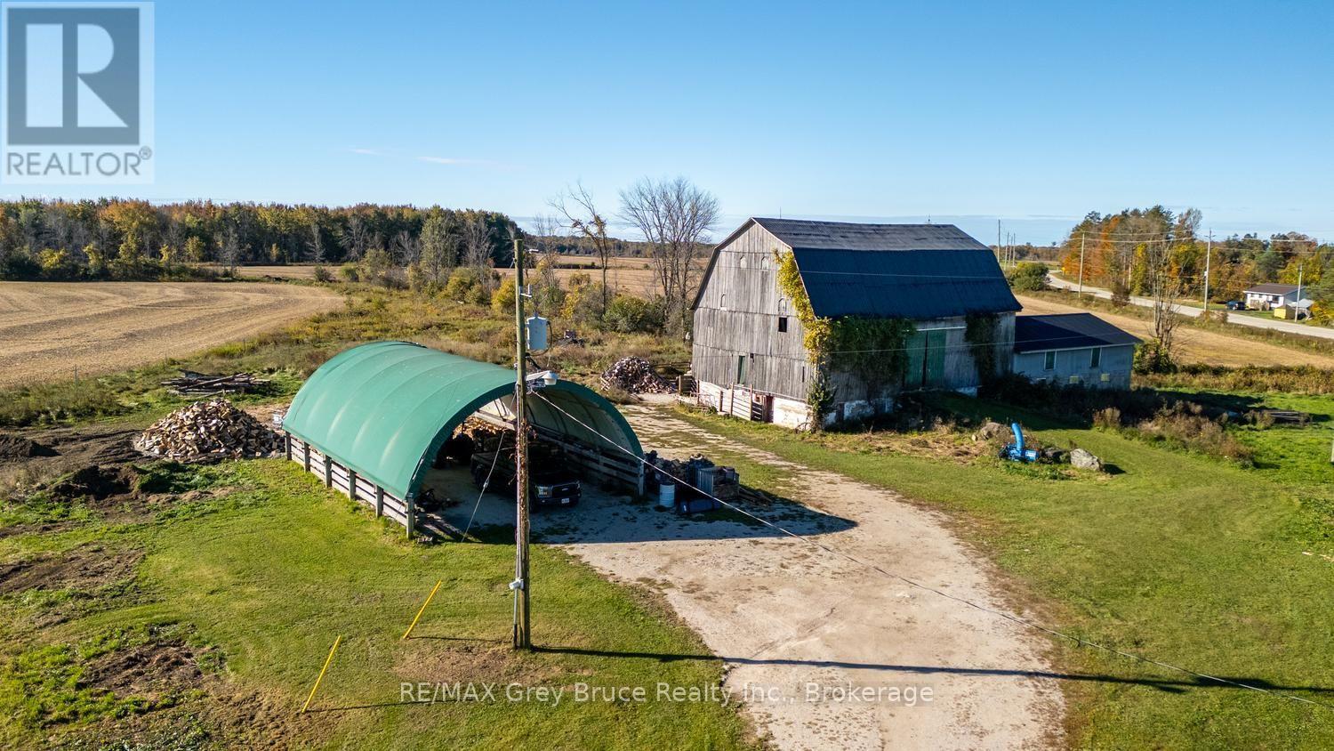 402622 GREY 17 ROAD - 41