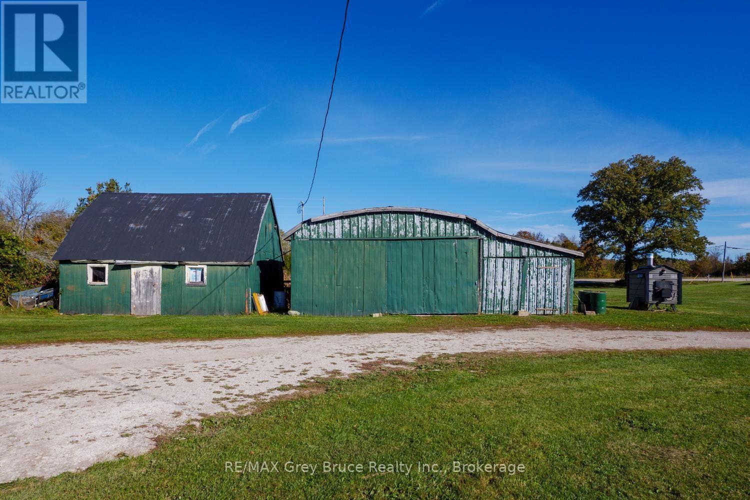 402622 GREY 17 ROAD - Image 48