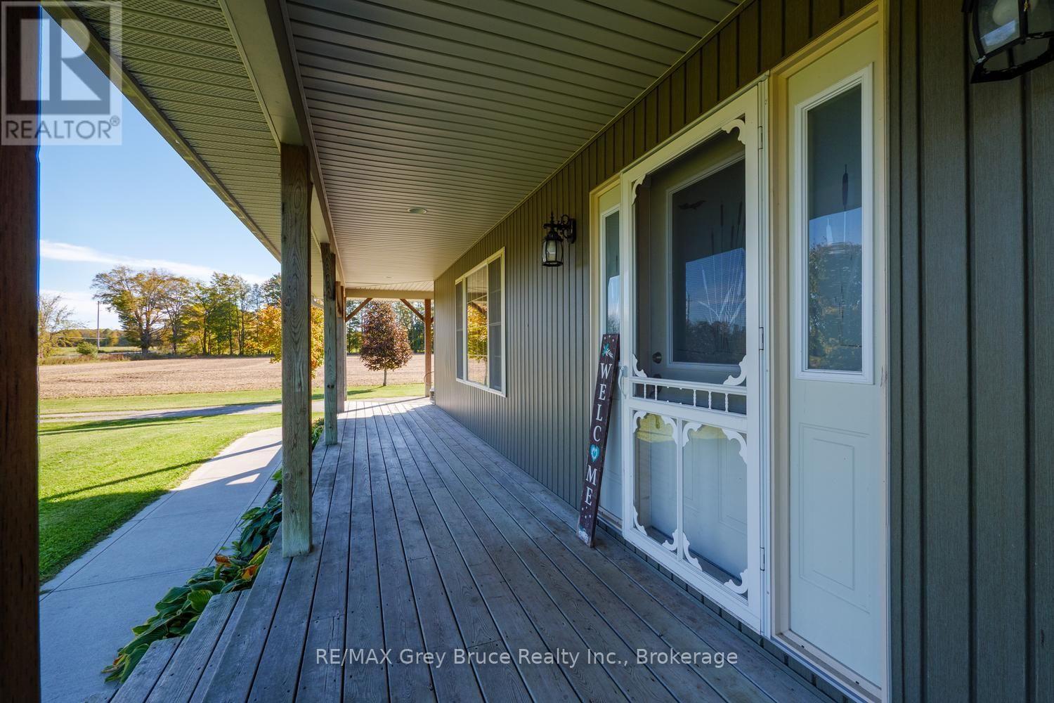 402622 GREY 17 ROAD - 9