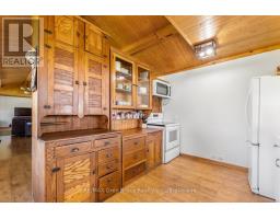 Laundry room - 402622 Grey 17 Road, Georgian Bluffs, ON N0H2T0 Photo 14