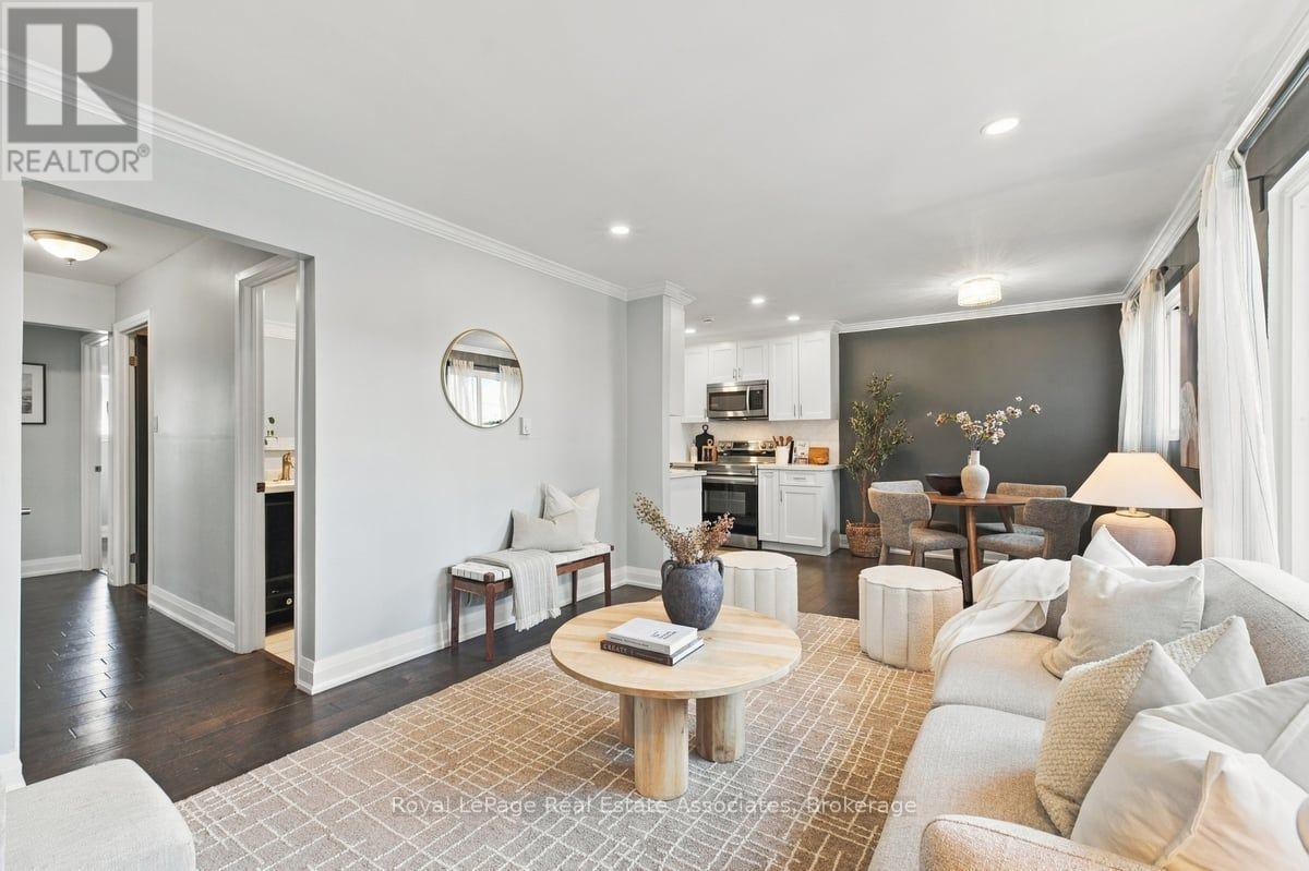 #1-4 540 MARY STREET E - 19