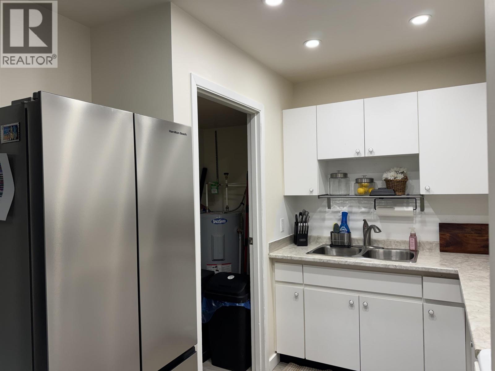 #12 800 N SECOND AVENUE - 14