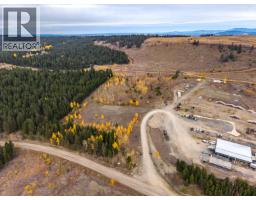 1225 Exeter Mckinley Road, 100 Mile House, BC V0K2E0 Photo 6
