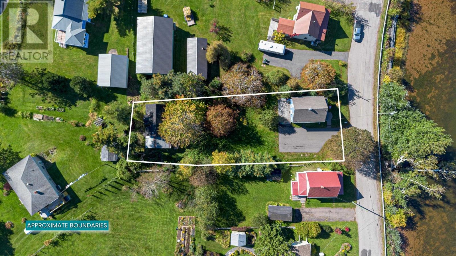 23 WESTVIEW Drive - 26