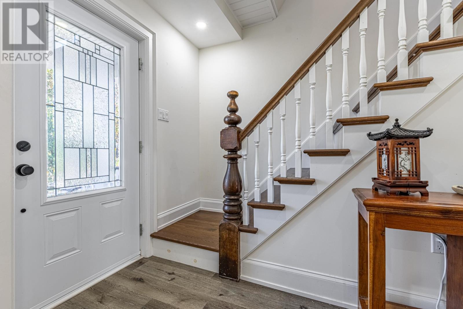23 WESTVIEW Drive - 5