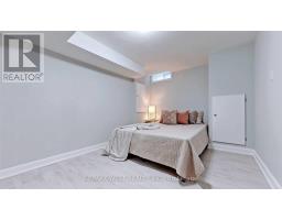 Lower - 360 Dixon Boulevard, Newmarket, ON L3Y5C4 Photo 11