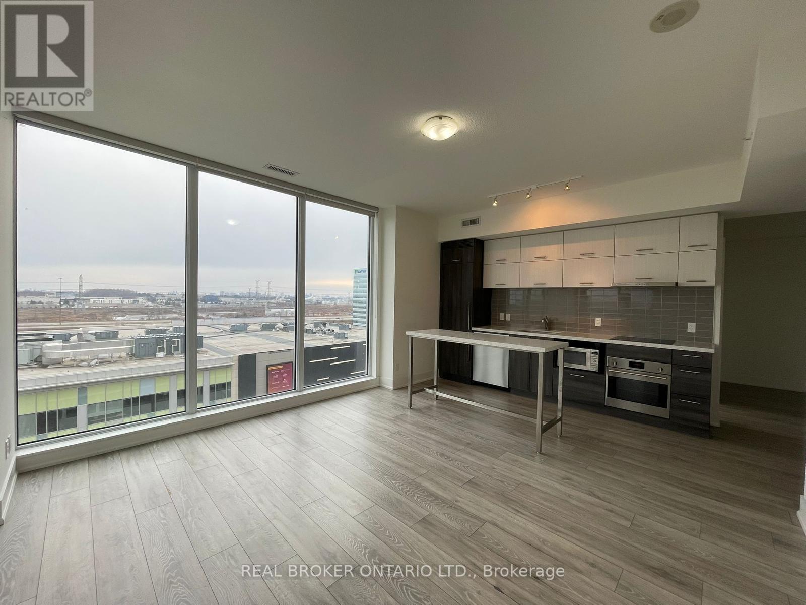 180 Enterprise Boulevard — photo 11