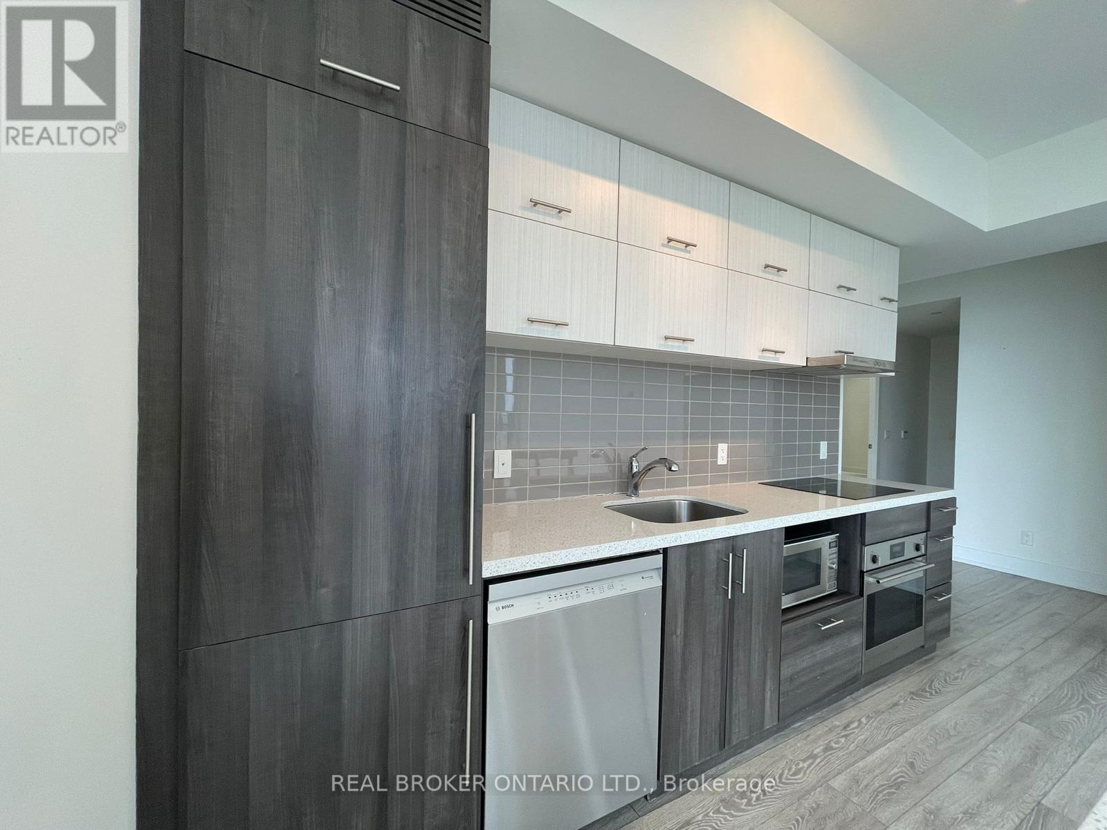 180 Enterprise Boulevard — photo 13