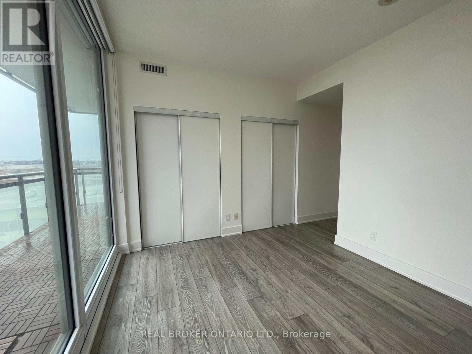 180 Enterprise Boulevard — photo 15